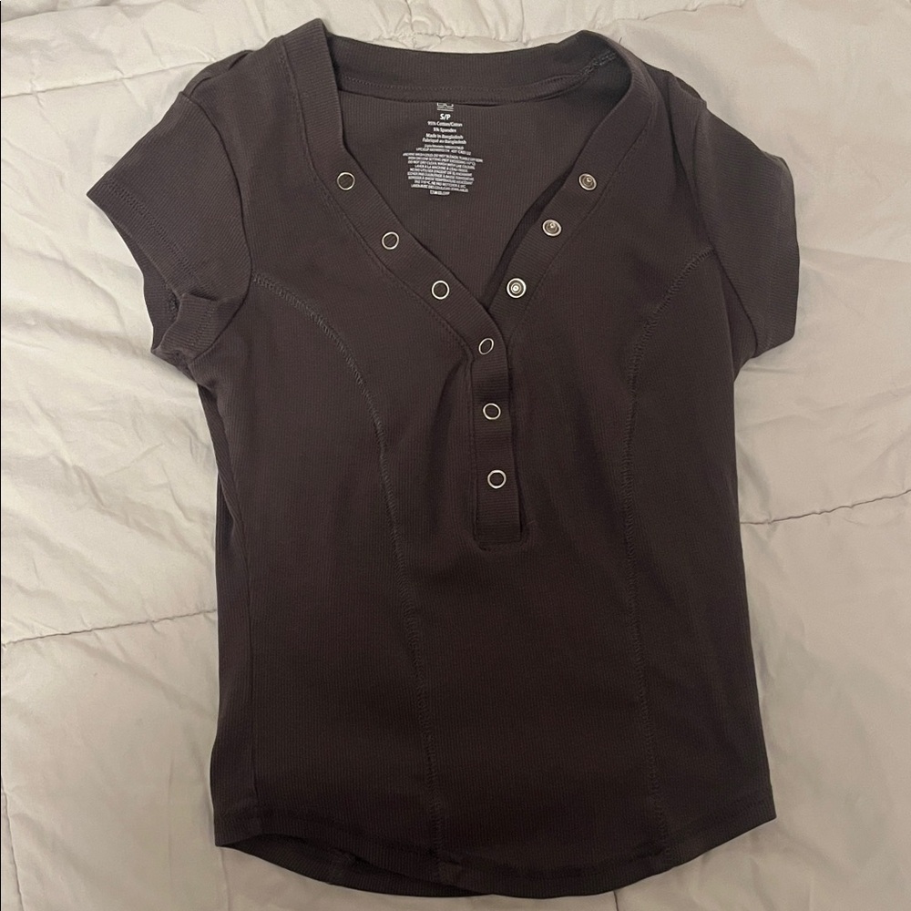 Grey Short Sleeve Button-Up Top